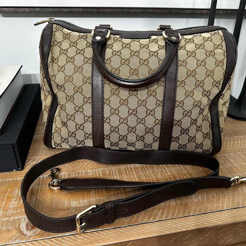 Authentic Gucci web boston bag